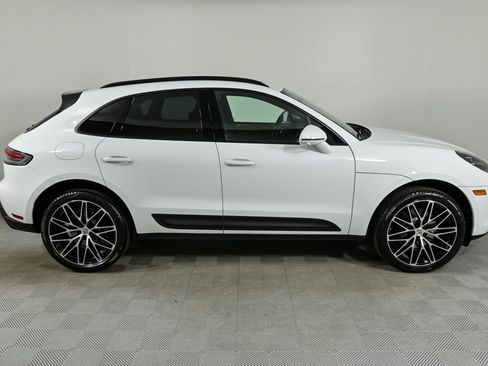 New 2025 Porsche Macan image 27