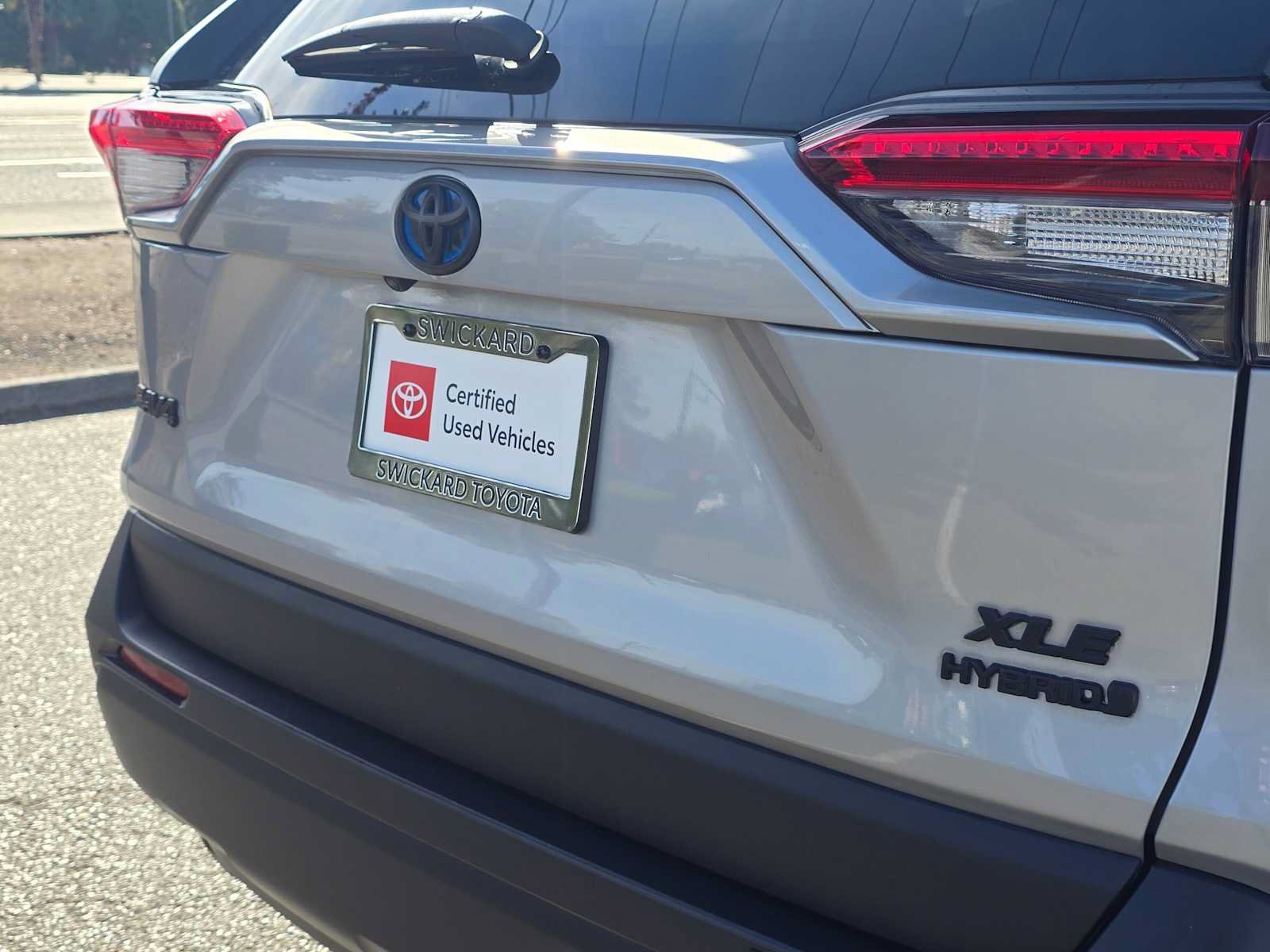 Certified 2022 Toyota RAV4 XLE AWD/4WD image 13