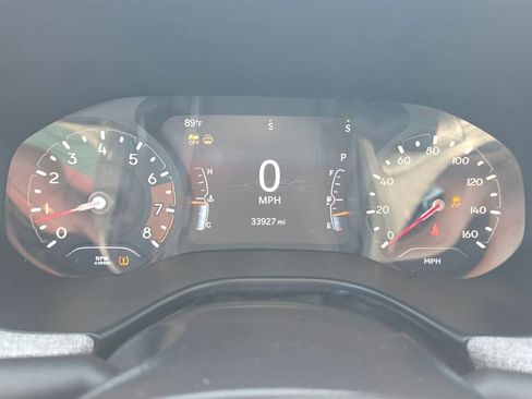 Used 2023 Jeep Compass Latitude AWD/4WD image 18