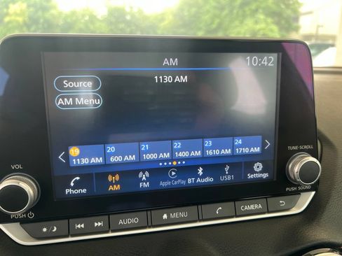 Certified 2023 Nissan Sentra SR FWD image 51