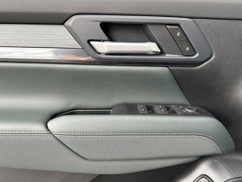 New 2026 GMC Terrain AT4 AWD/4WD image 11