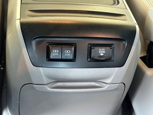 Certified 2018 Toyota Sienna XLE w/ XLE Navigation Package FWD image 16