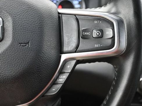 Used 2024 RAM 1500 Big Horn AWD/4WD image 9