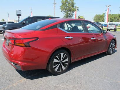 Used 2022 Nissan Altima 2.5 SV
