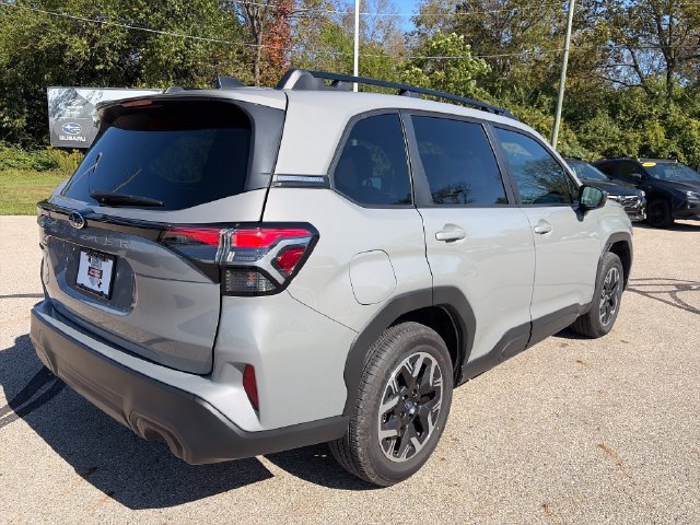 Used 2026 Subaru Forester Premium AWD/4WD image 7