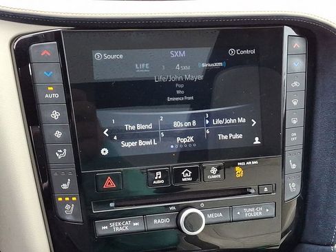 Used 2019 INFINITI QX50 Essential w/ Sensory Package image 18