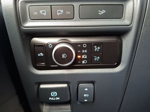 Certified 2023 Ford F150 XLT w/ Equipment Group 302A High image 27