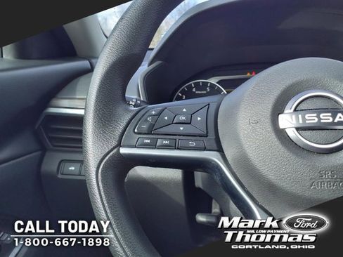 Used 2023 Nissan Altima 2.5 SV image 15