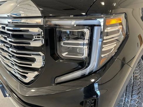 Used 2024 GMC Sierra 1500 Denali image 11