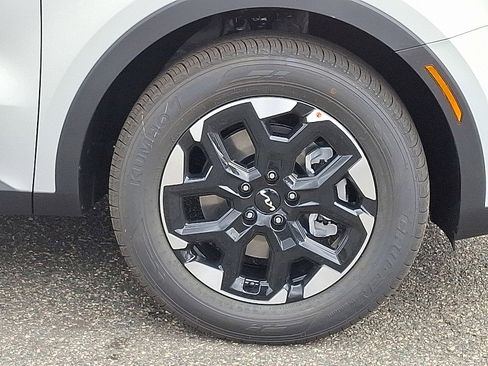 New 2026 Kia Sorento S image 6