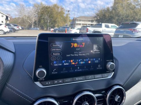 Used 2025 Nissan Sentra SV image 20