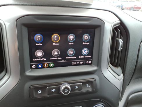 Used 2024 Chevrolet Silverado 2500 Custom w/ Custom Convenience Package AWD/4WD image 31