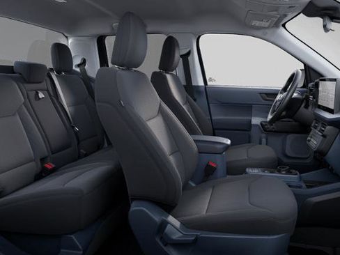 New 2025 Ford Maverick XLT w/ Black Appearance Package image 29