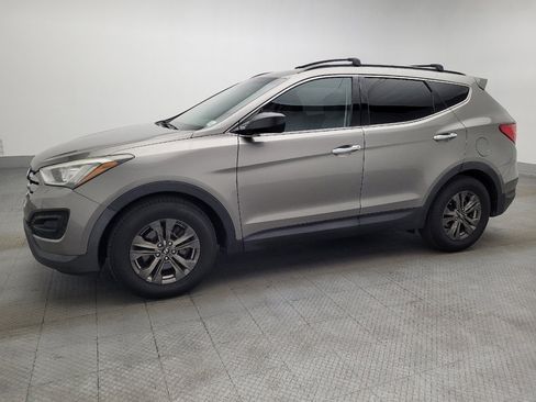 Used 2014 Hyundai Santa Fe Sport FWD image 2