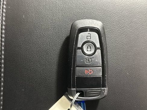 Used 2021 Ford Explorer XLT AWD/4WD image 74