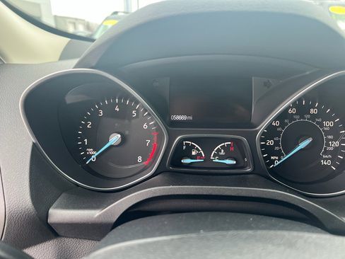 Used 2012 Ford F350 Lariat w/ Chrome Pkg image 10