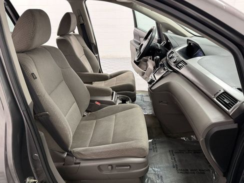 Used 2015 Honda Odyssey EX image 15