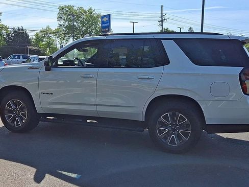 Certified 2023 Chevrolet Tahoe Z71 w/ Luxury Package AWD/4WD image 8