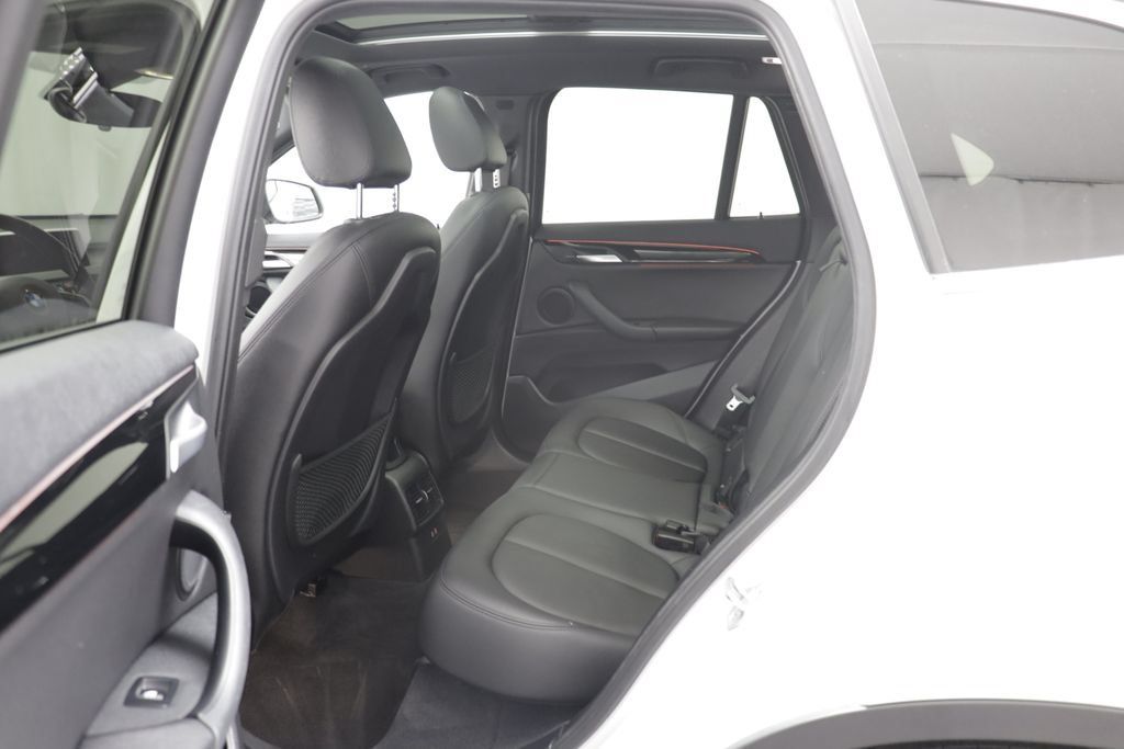 Used 2021 BMW X1 xDrive28i w/ Convenience Package AWD/4WD image 15