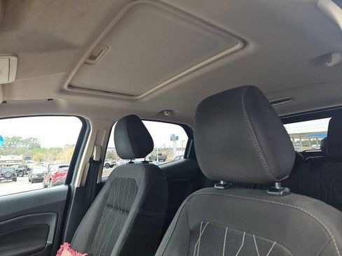 Used 2020 Ford EcoSport SE image 14