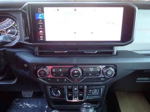 New 2025 Jeep Wrangler Sport S image 21