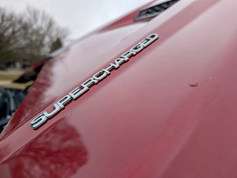 Used 2022 Ford F150 Lariat w/ Equipment Group 502A High image 6