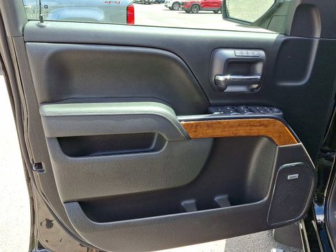 Used 2017 Chevrolet Silverado 1500 High Country AWD/4WD image 12