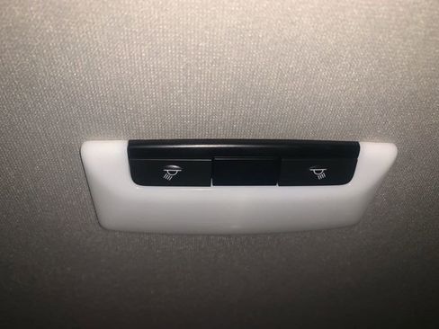 Used 2023 Nissan Sentra SV image 26