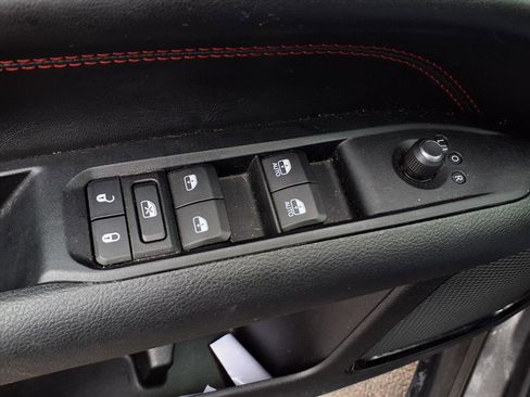 Used 2022 Jeep Compass Trailhawk w/ Trailhawk Convenience Group image 20