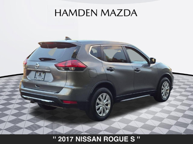 Used 2017 Nissan Rogue S AWD/4WD image 3
