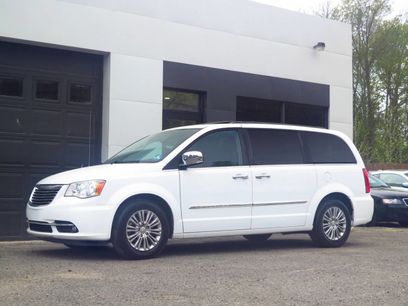 Used 2016 Chrysler Town & Country Touring-L