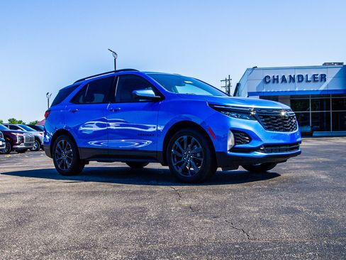 Used 2024 Chevrolet Equinox RS FWD image 9