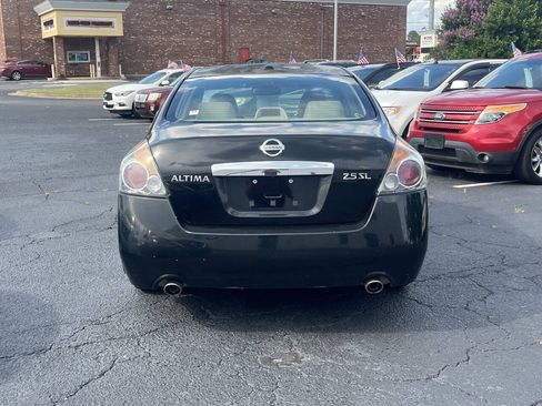 Used 2011 Nissan Altima 2.5 SL w/ 2.5SL Pkg FWD image 7