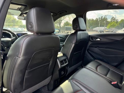 Used 2022 Chevrolet Equinox RS w/ RS Leather Package FWD image 18