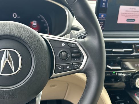 Certified 2025 Acura MDX FWD w/ Technology Package image 30