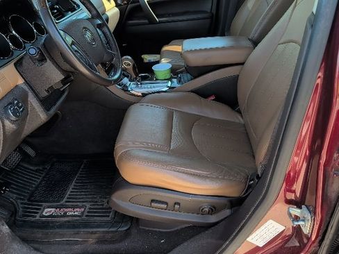 Used 2017 Buick Enclave Leather w/ Trailering Package FWD image 13