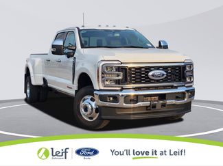 New 2026 Ford F350 Lariat w/ Lariat Ultimate Package AWD/4WD video 1
