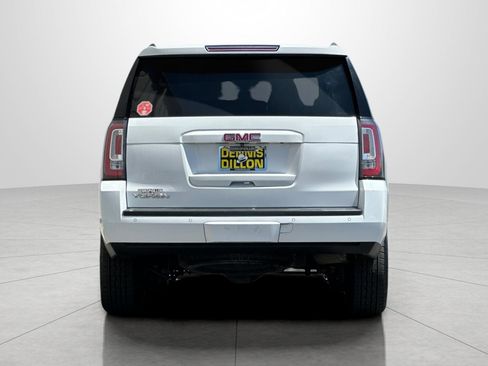 Used 2017 GMC Yukon SLT image 6
