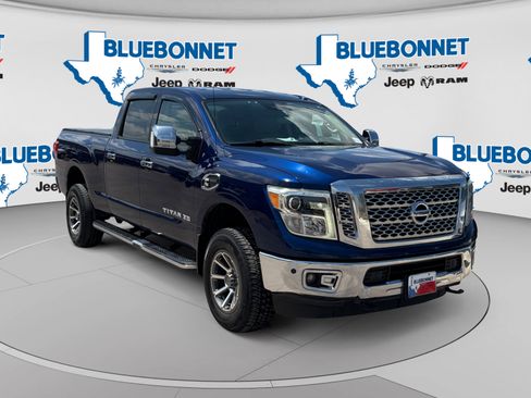 Used 2016 Nissan Titan SL AWD/4WD image 3