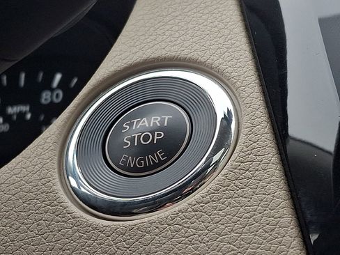 Used 2020 Nissan Rogue SL w/ Premium Package image 27