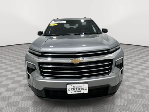 Used 2026 Chevrolet Traverse LT w/ Driver Confidence Package AWD/4WD image 8