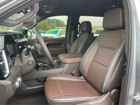 Used 2026 GMC Sierra 1500 Denali w/ Denali Reserve Package AWD/4WD image 12