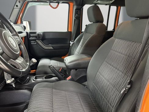 Used 2012 Jeep Wrangler Unlimited Sport AWD/4WD image 14