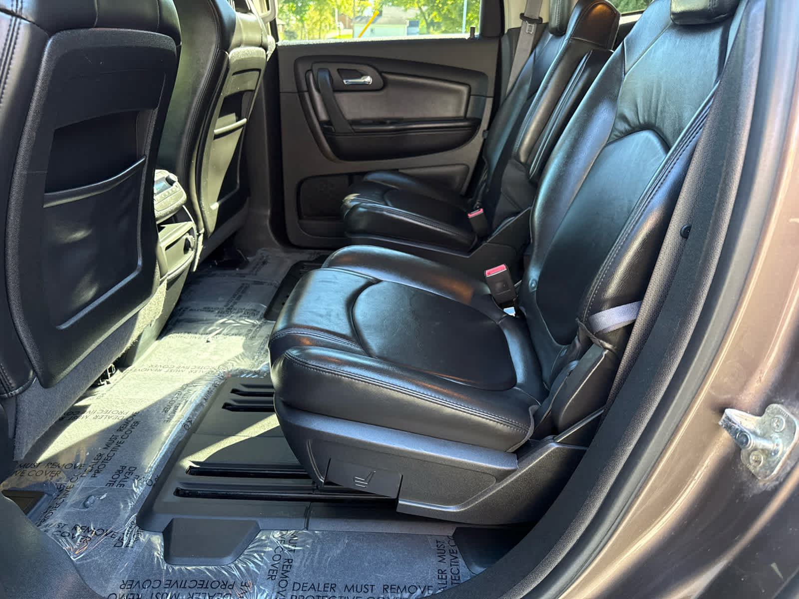 Used 2009 Chevrolet Traverse LT FWD image 13