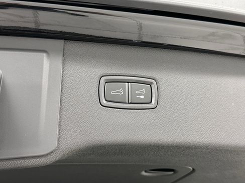 New 2025 Porsche Cayenne image 62