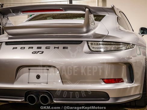 Used 2016 Porsche 911 GT3 RWD image 70