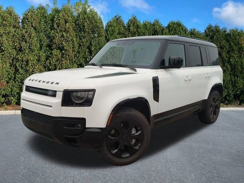 Used 2026 Land Rover Defender 110 X-Dynamic SE AWD/4WD image 1