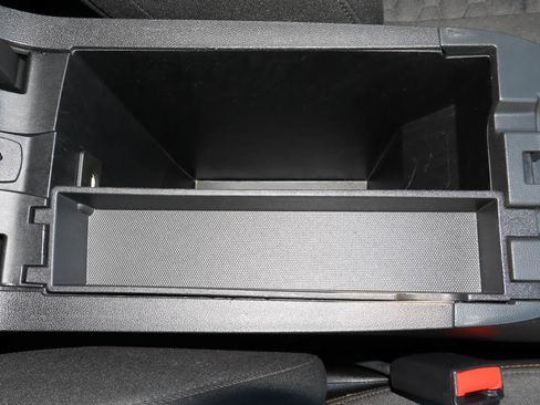 Used 2020 Chevrolet Equinox LT image 27