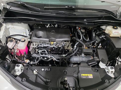 Used 2021 Toyota Sienna Limited image 11