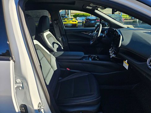 New 2026 Chevrolet Blazer EV LT image 10